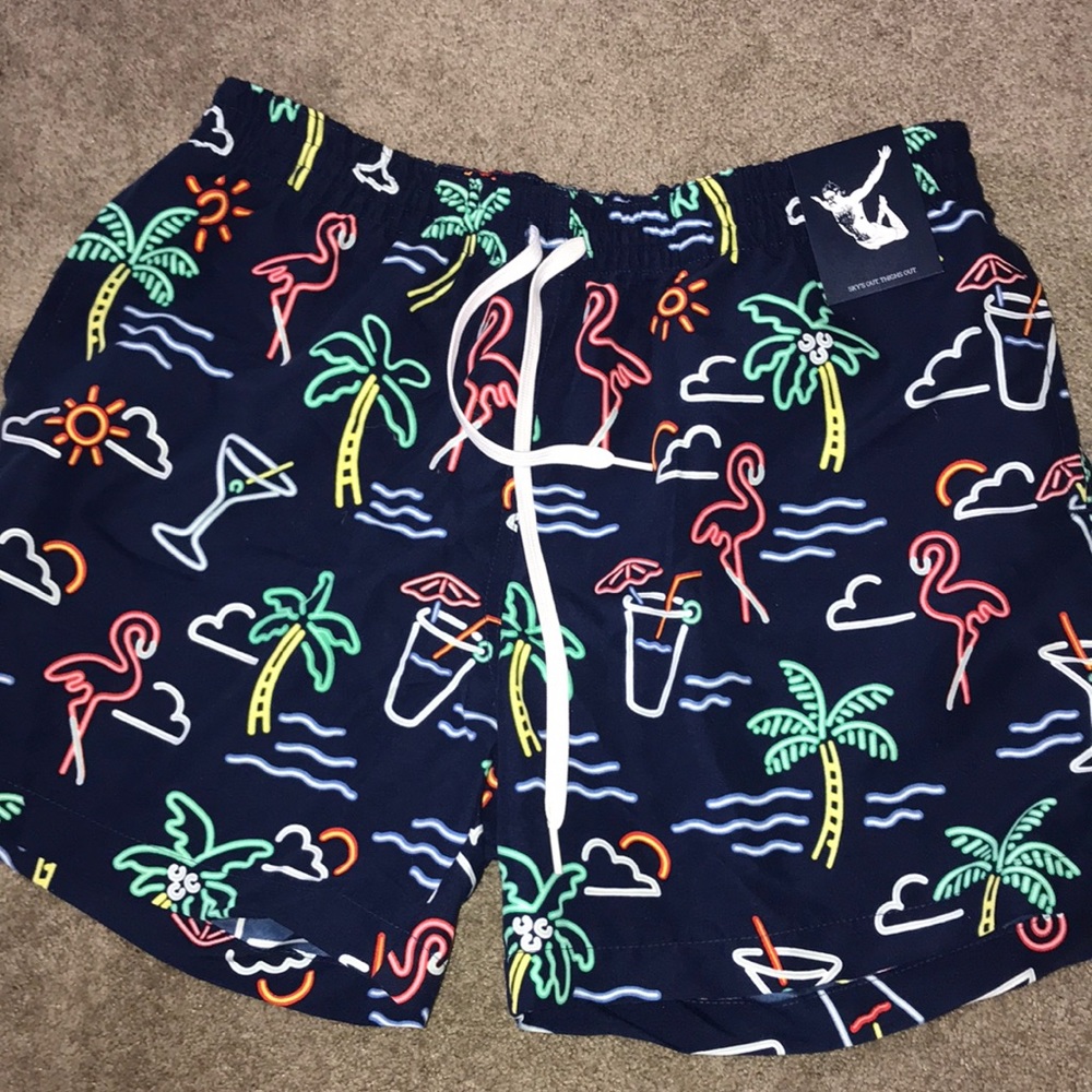 Chubbies! Men’s large bathing suit print.